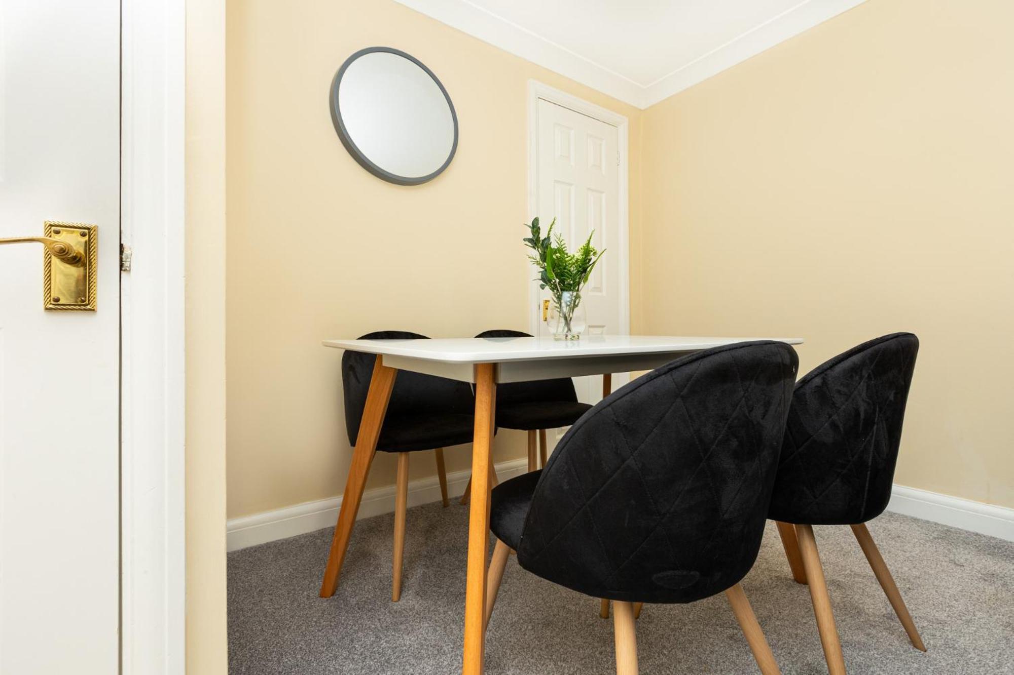 לונדון Charming 1Br Flat, Canning Town, Excel, City Hall מראה חיצוני תמונה